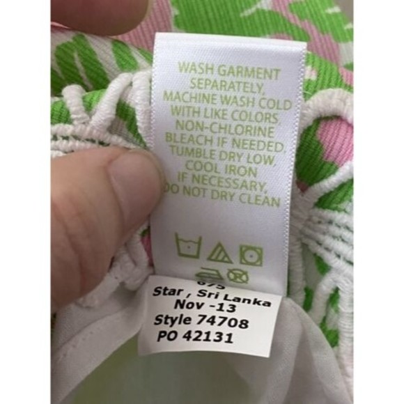 Lilly Pulitzer Sunnyside Skirt | Size 2 | Pink Green Lion Print | Crochet/Lace - Picture 5 of 6